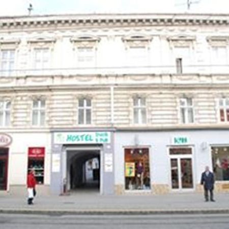 Hyde Park Hostel Bratislava Extérieur photo